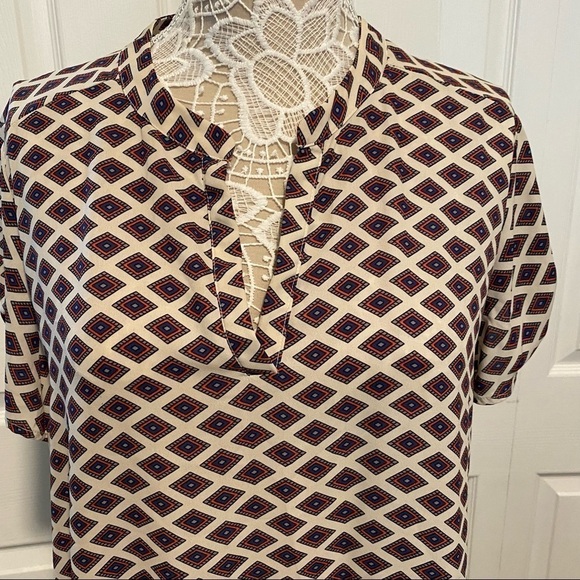 Alice Blue Stitch Fix Blouse Top Shirt Sz XXLV Neck Short Sleeves Diamonds print - Picture 4 of 13